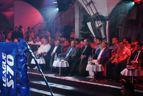 Президент РФ В. Путин посетил международный турнир по боевому самбо 