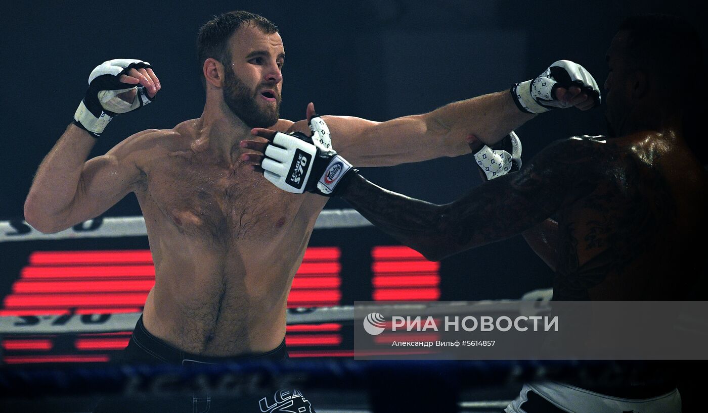 Президент РФ В. Путин посетил международный турнир по боевому самбо