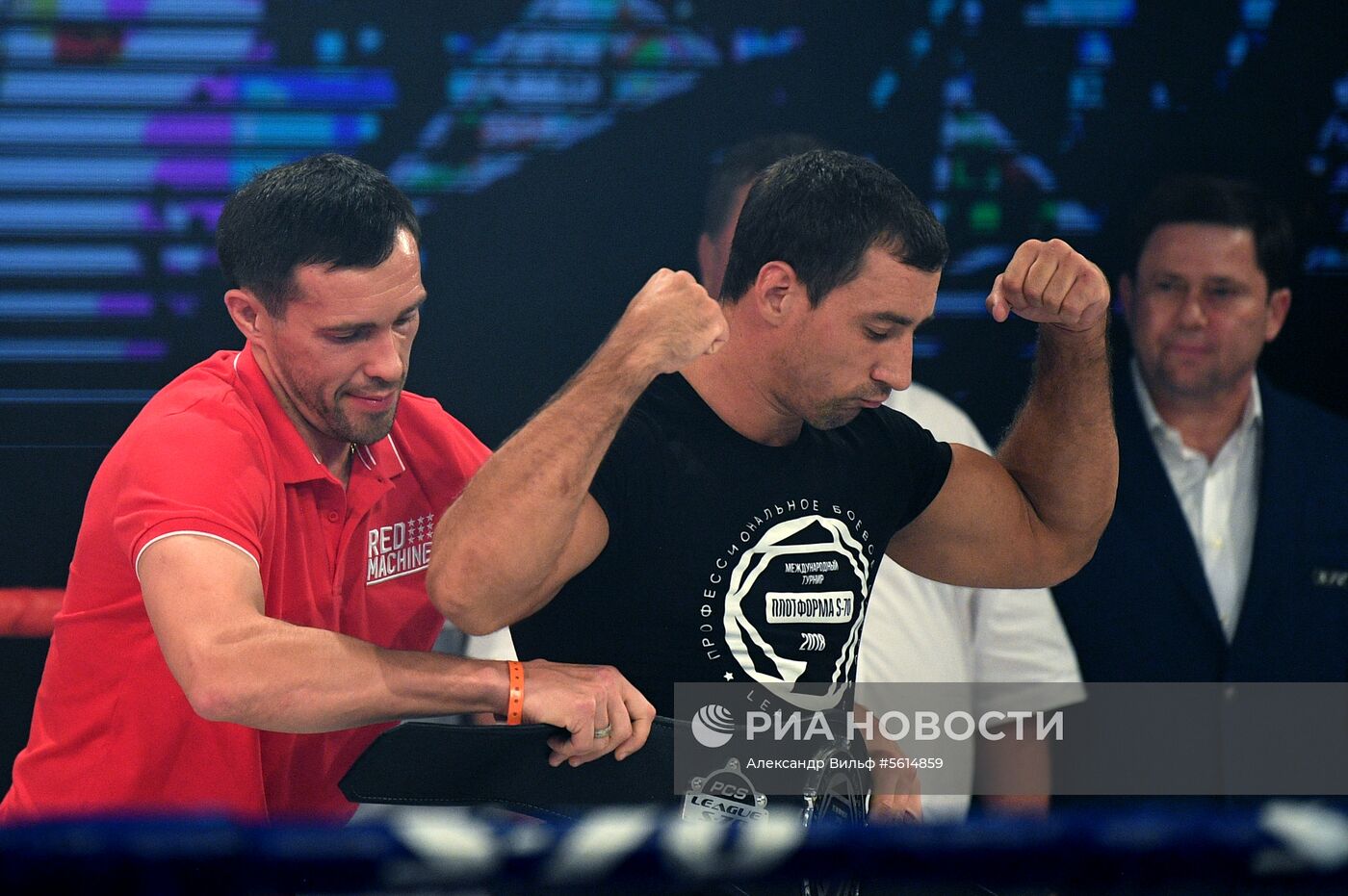 Президент РФ В. Путин посетил международный турнир по боевому самбо