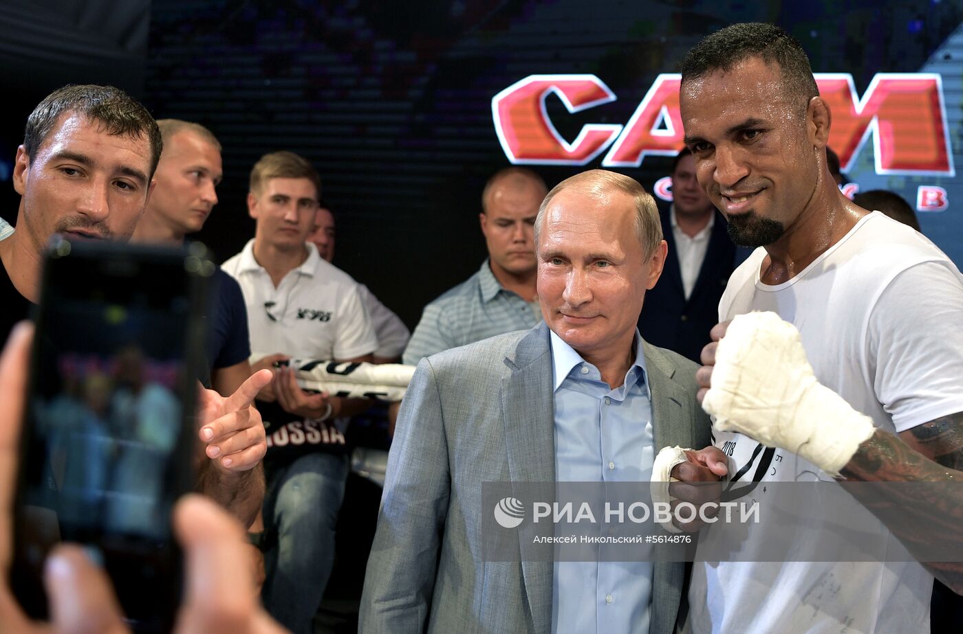 Президент РФ В. Путин посетил международный турнир по боевому самбо
