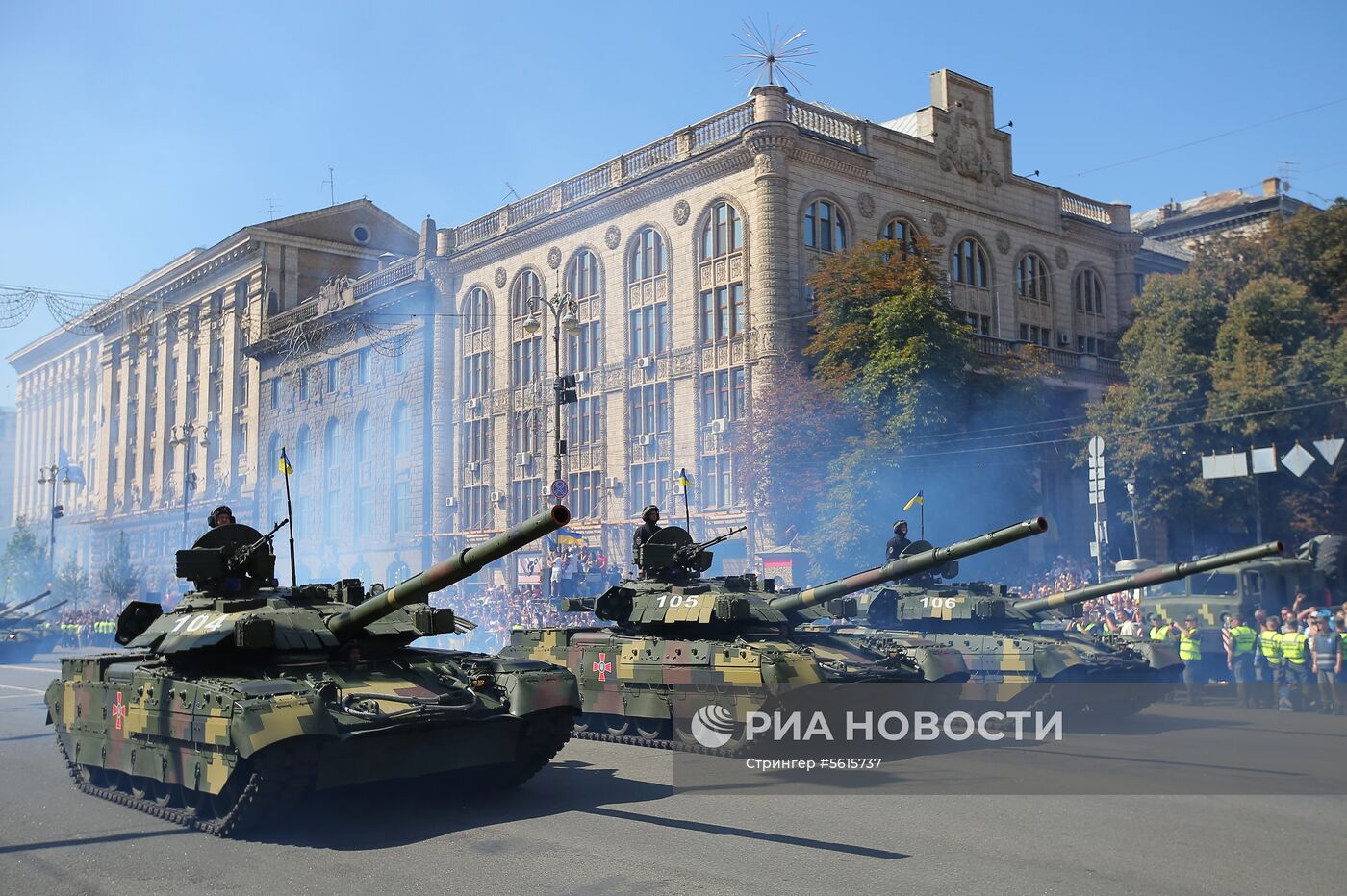 Военный парад в Киеве ко Дню независимости Украины