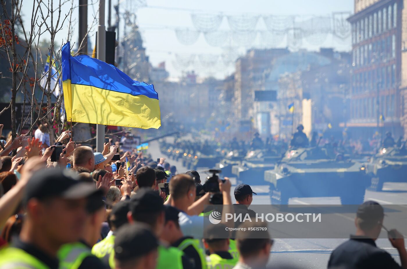 Военный парад в Киеве ко Дню независимости Украины