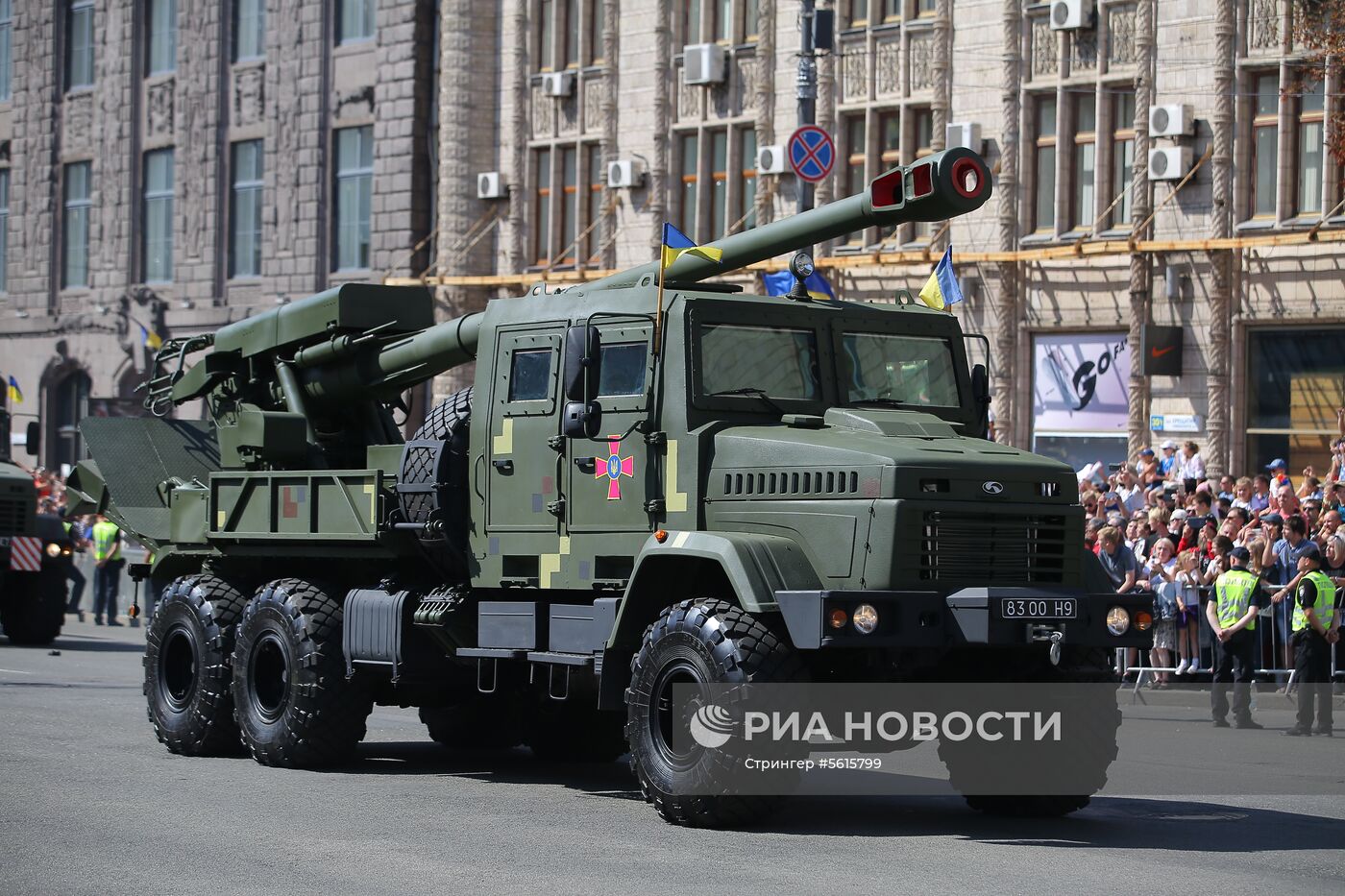 Военный парад в Киеве ко Дню независимости Украины