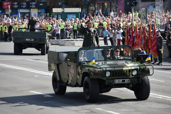 Военный парад в Киеве ко Дню независимости Украины