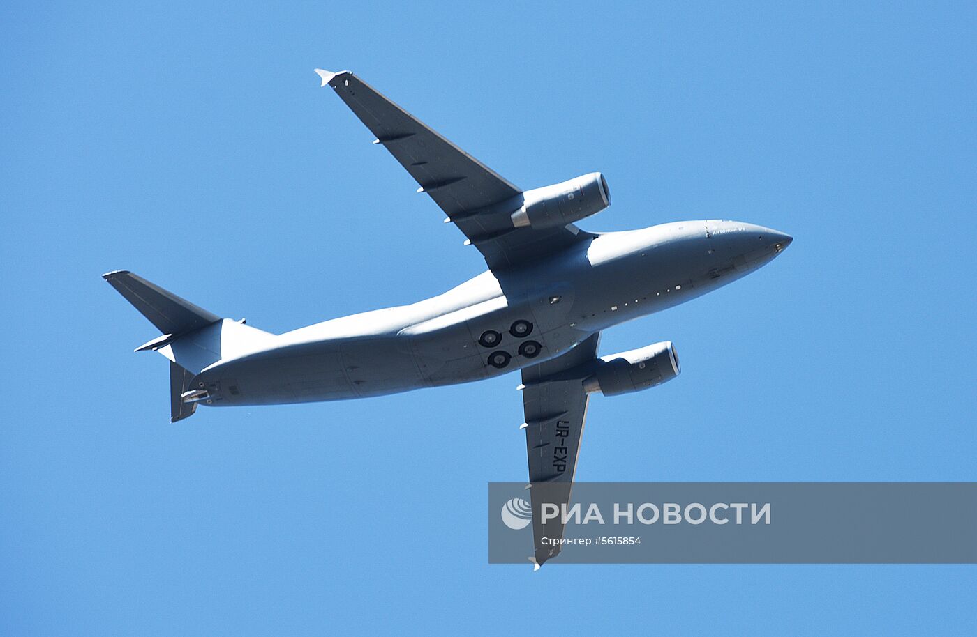 Военный парад в Киеве ко Дню независимости Украины