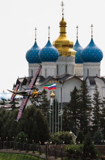 Этап чемпионата мира Red Bull Air Race в Казани. Тренировочная сессия