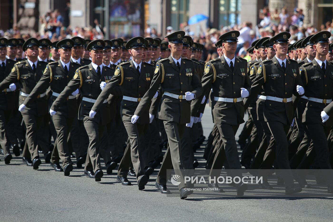 Военный парад в Киеве ко Дню независимости Украины