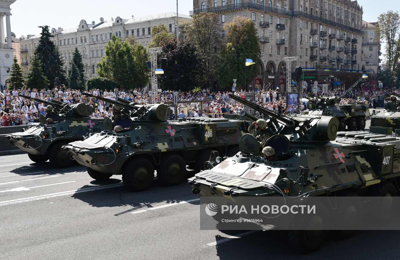 Военный парад в Киеве ко Дню независимости Украины