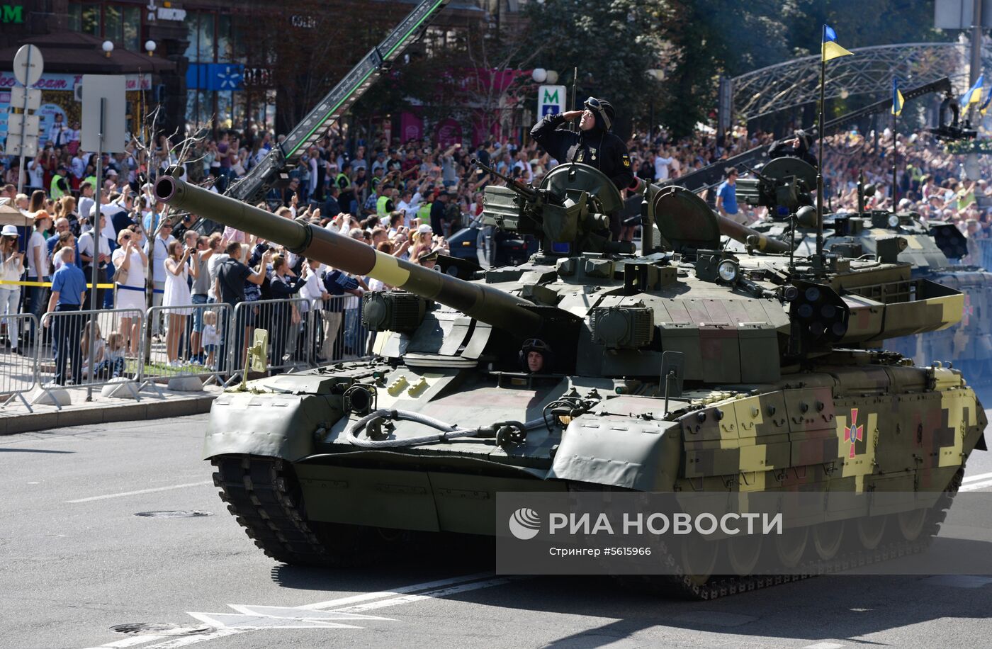 Военный парад в Киеве ко Дню независимости Украины