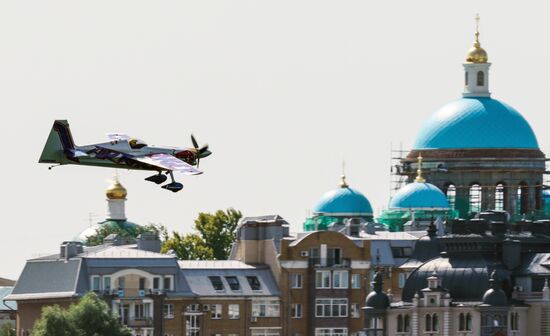 Этап чемпионата мира Red Bull Air Race в Казани. Тренировочная сессия