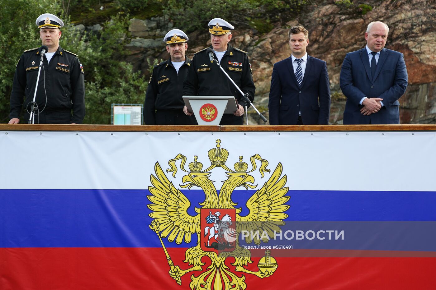 Открытие выставки и показательных площадок в рамках форума "Армия-2018" в Североморске