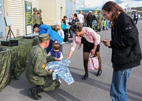 Открытие выставки и показательных площадок в рамках форума "Армия-2018" в Североморске