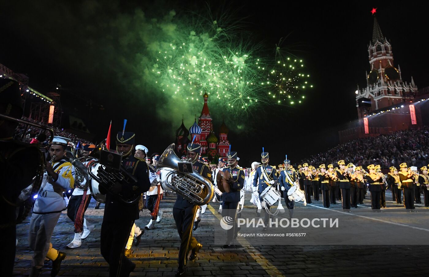Открытие военно-музыкального фестиваля "Спасская башня"