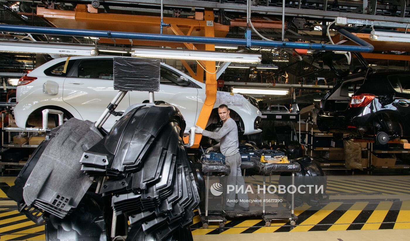 Презентация новой Lada Granta на заводе «АвтоВАЗ» в Тольятти