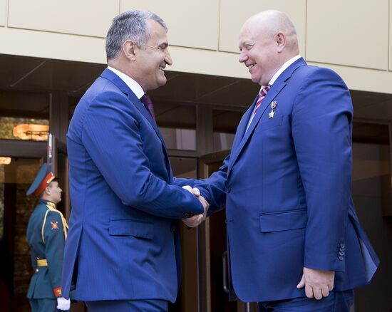 Празднование 10-летней годовщины признания Россией независимости Южной Осетии