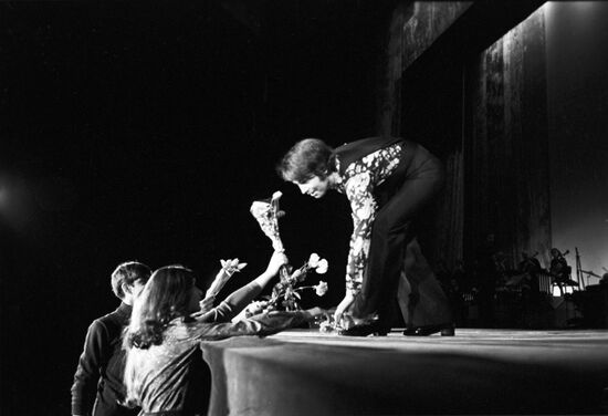 Испанский певец Рафаэль в Москве