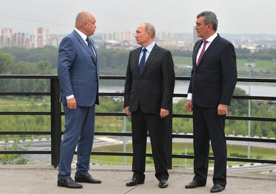 Рабочая поездка президента РФ В. Путина в Кемеровскую область