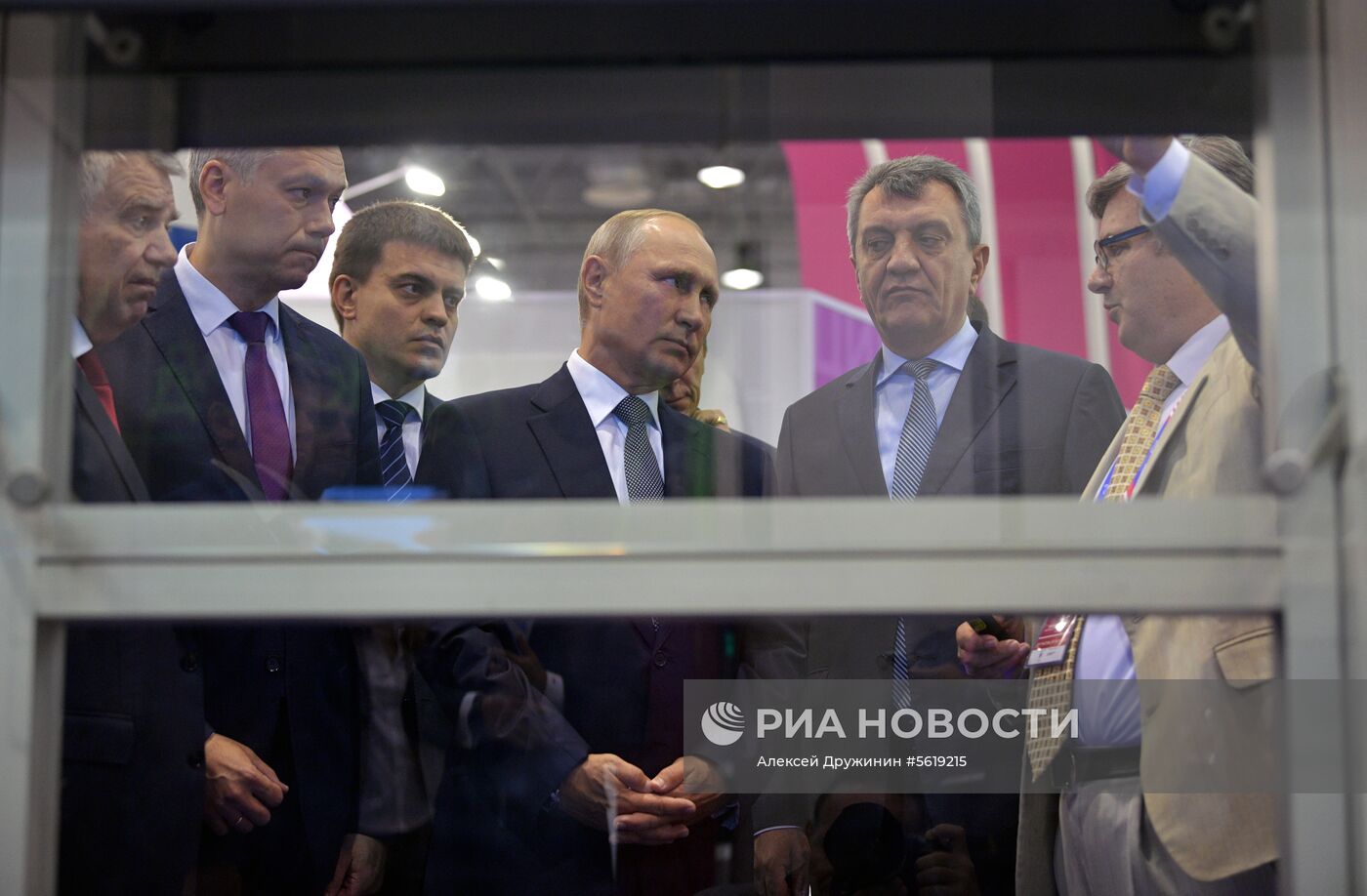 Рабочая поездка президента РФ В. Путина в Сибирский федеральный округ