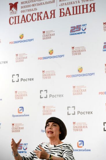 Пресс-конференция французской певицы Мирей Матье на Красной площади