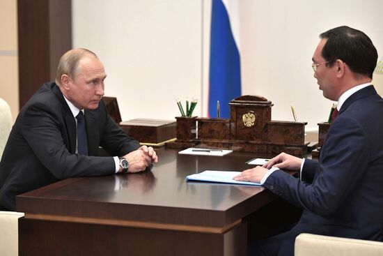 Президент РФ В. Путин встретился с врио главы Республики Саха (Якутия) А. Николаевым
