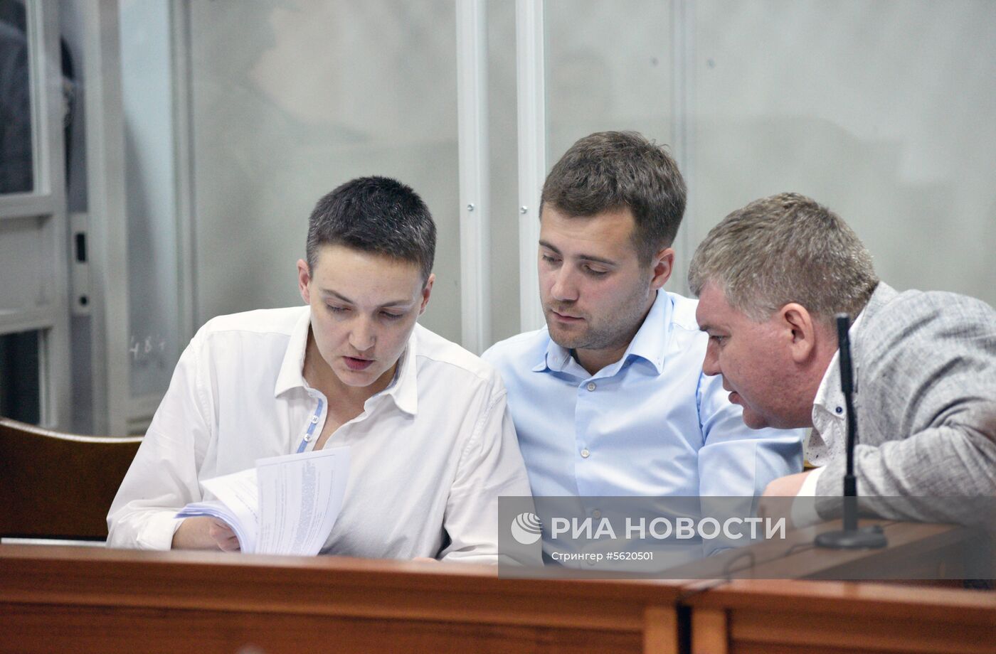 Рассмотрение в киевском суде жалобы на арест Н. Савченко