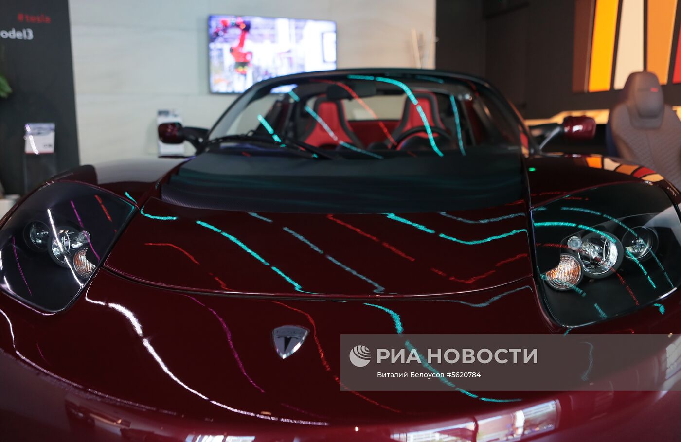 Автомобильный салон Moscow Tesla Club