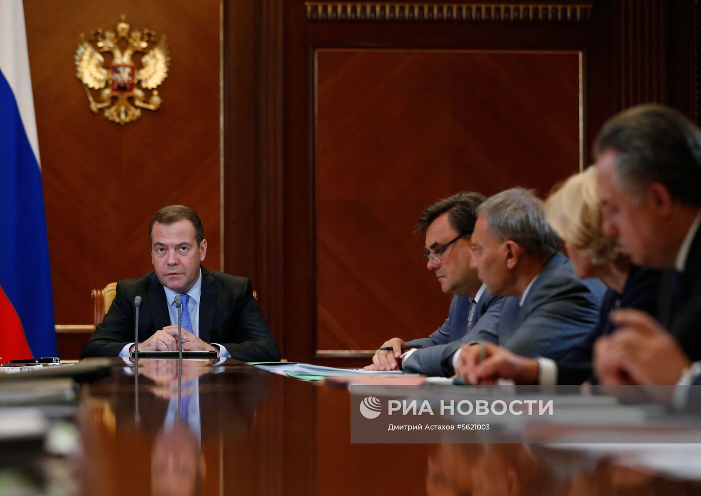Премьер-министр РФ Д. Медведев провел заседание по основным направлениям деятельности правительства РФ