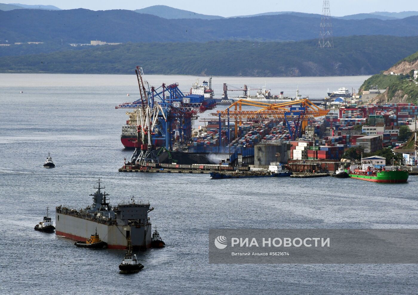 Прибытие корвета "Громкий" во Владивосток