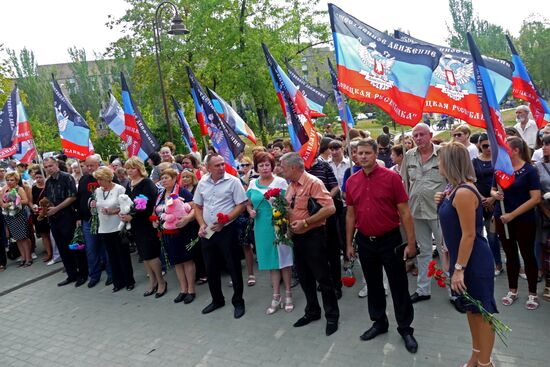 Акция памяти погибших детей в Донецке