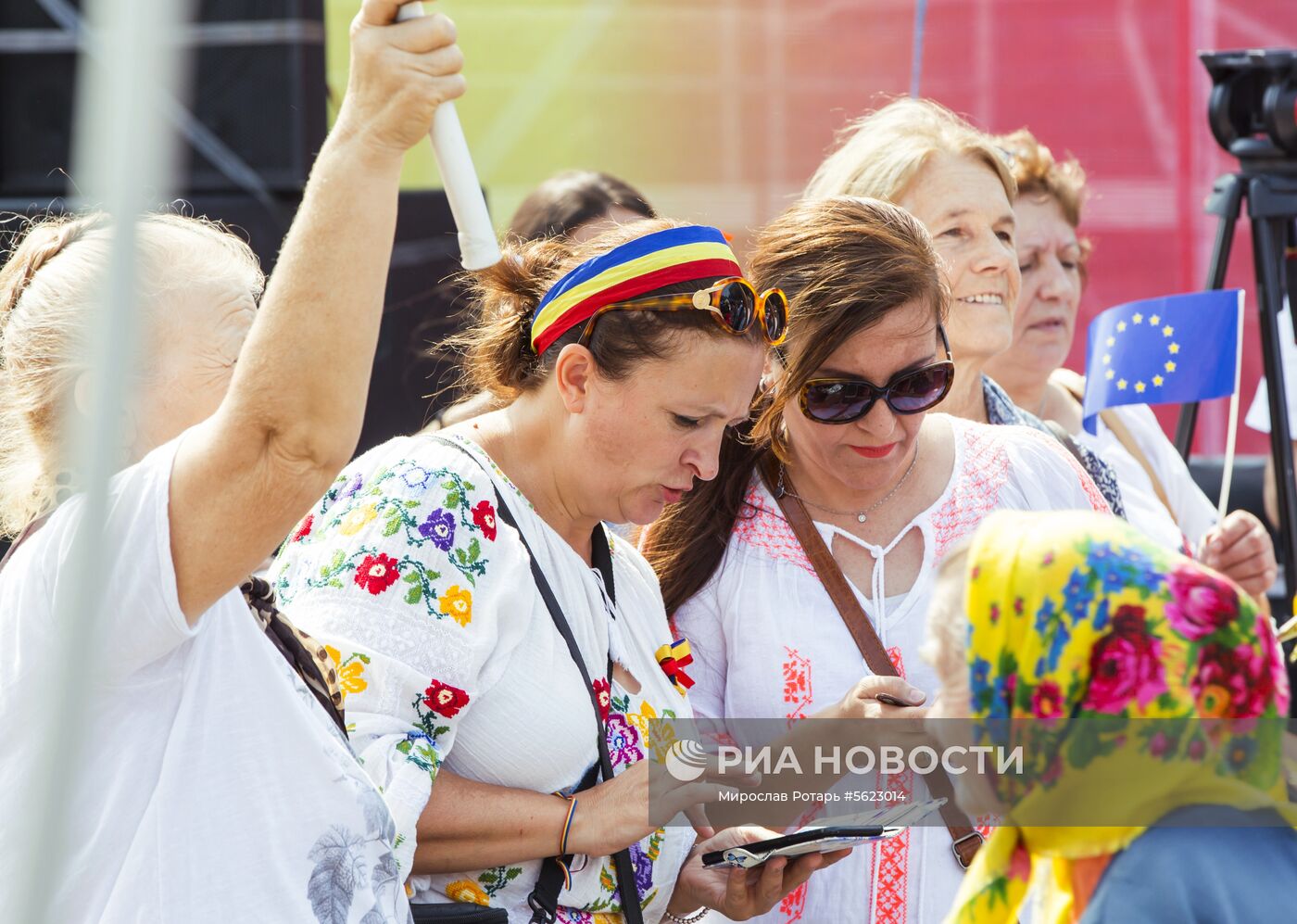 Митинг сторонников объединения Молдавии и Румынии в Кишиневе