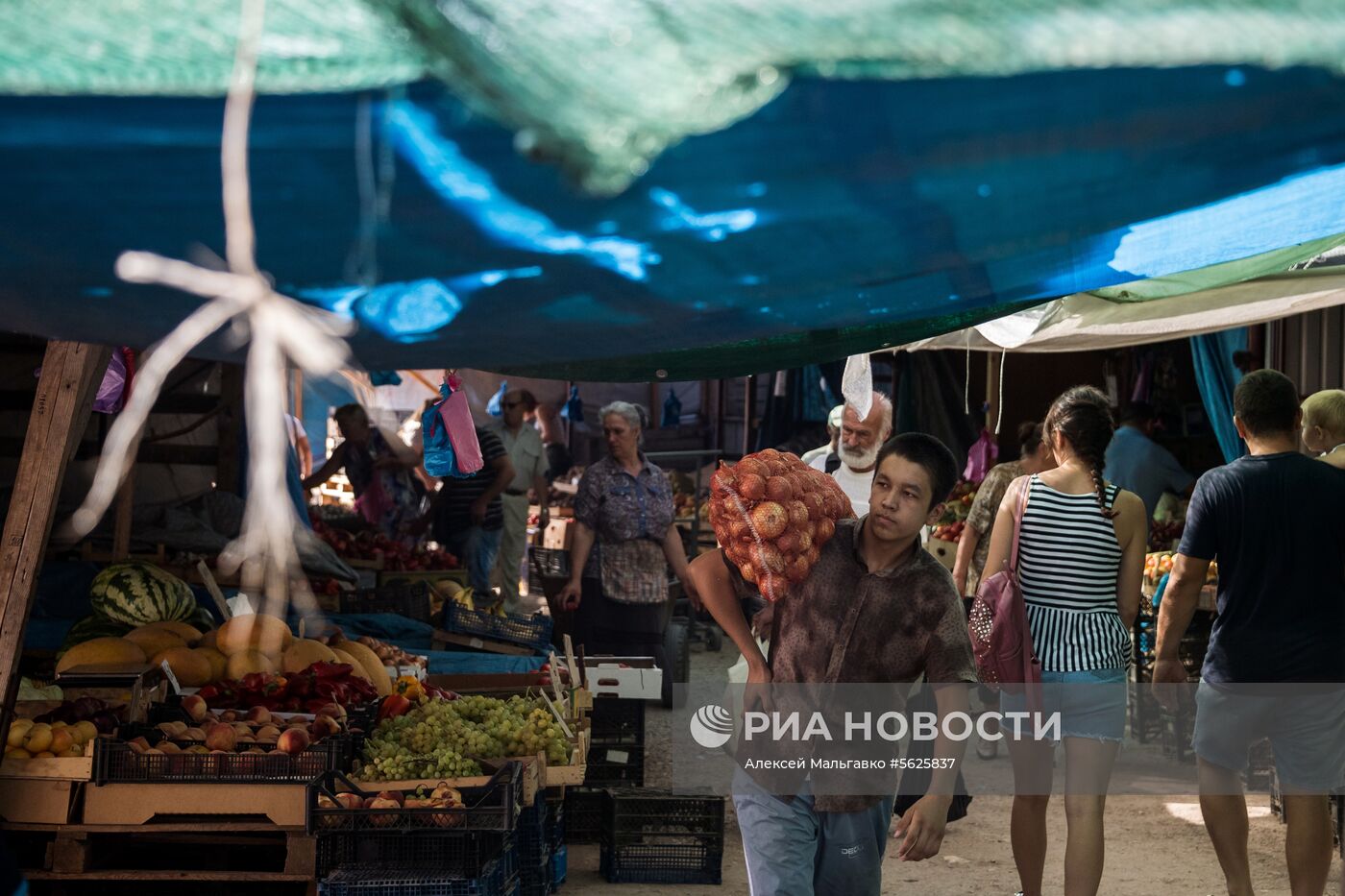 Овощной рынок в Севастополе