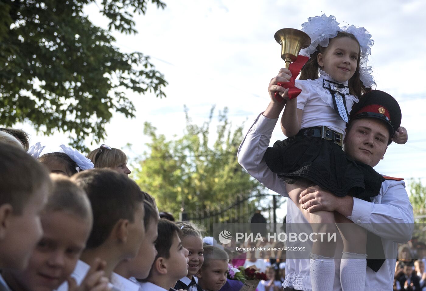 Начало учебного года в Донецке