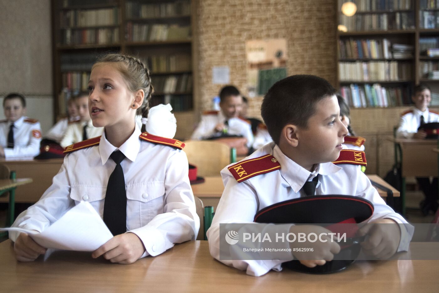 Начало учебного года в Донецке