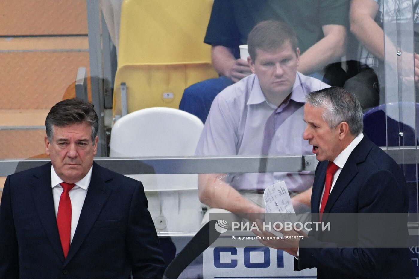 Хоккей. КХЛ. Матч "Динамо" - "Авангард"