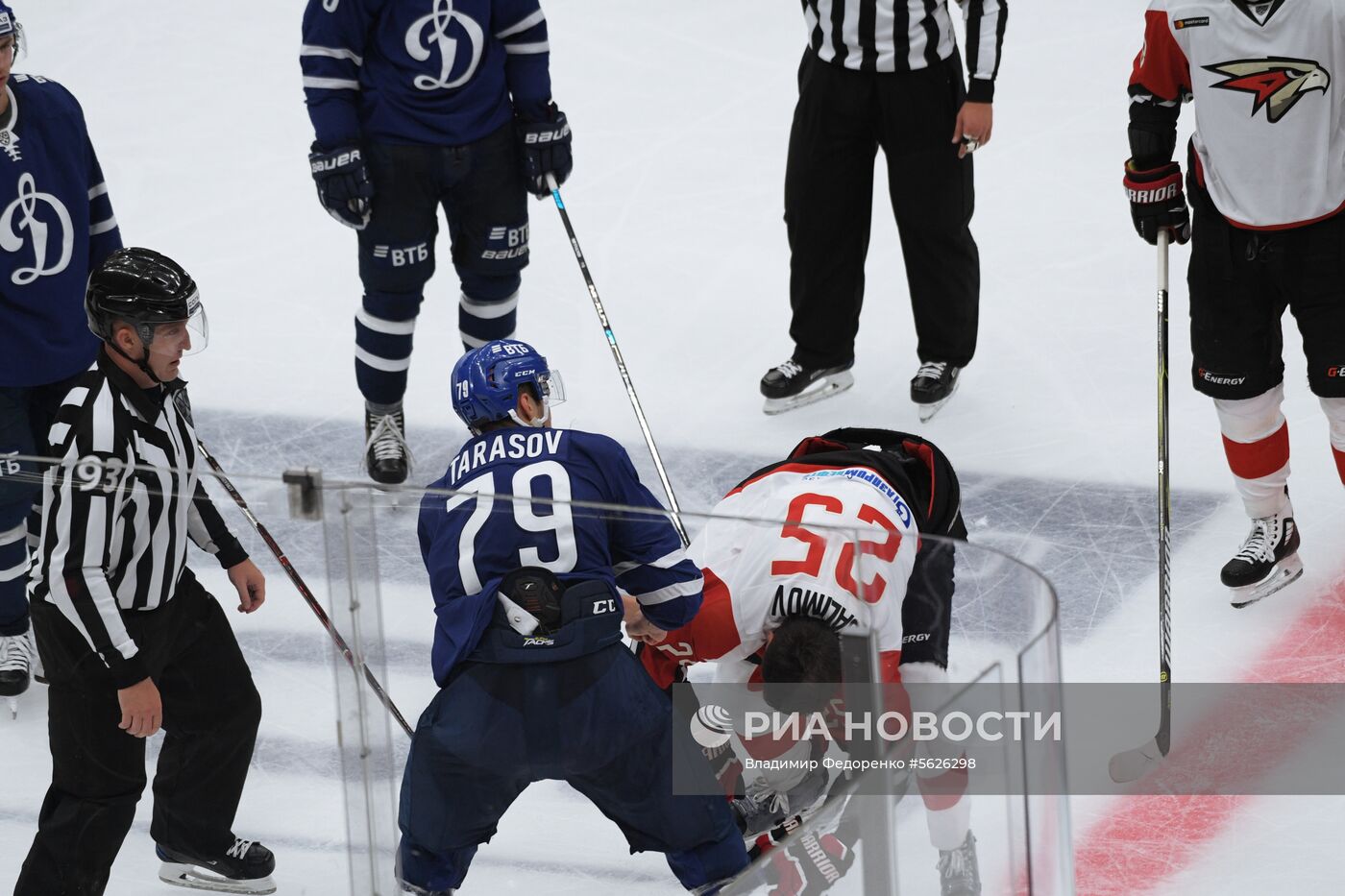 Хоккей. КХЛ. Матч "Динамо" - "Авангард"