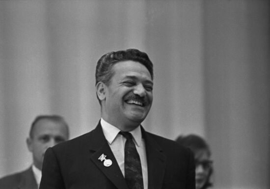 Греческий политический деятель М. Глезос