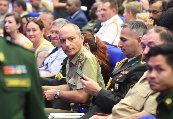 Брифинг, посвященный проведению учений "Восток-2018"