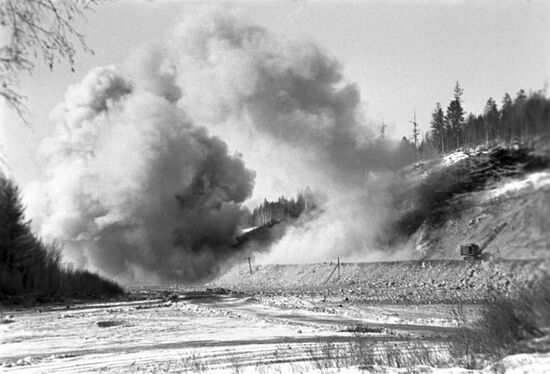 Строительство БАМа