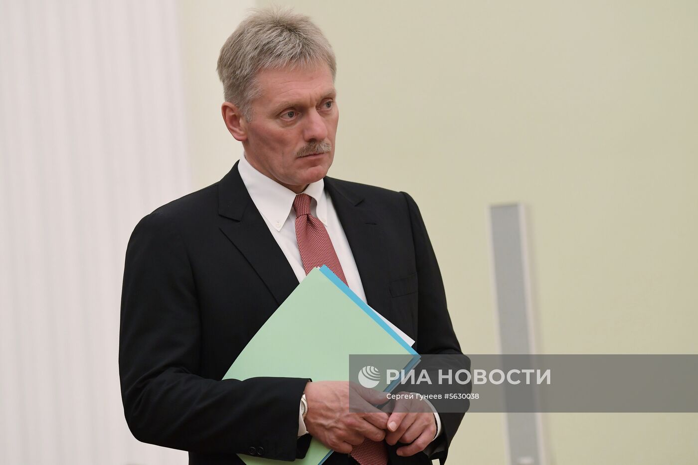 Президент РФ В. Путин встретился с премьер-министром Армении Н. Пашиняном