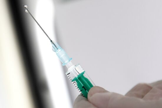 Работа мобильных пунктов вакцинации в Казани