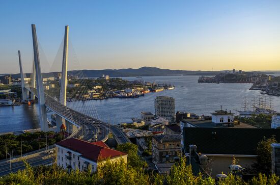 Города России. Владивосток