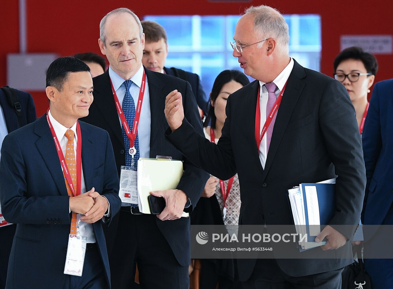 IV Восточный экономический форум. День первый