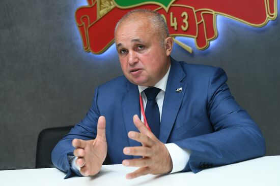 IV Восточный экономический форум. День первый
