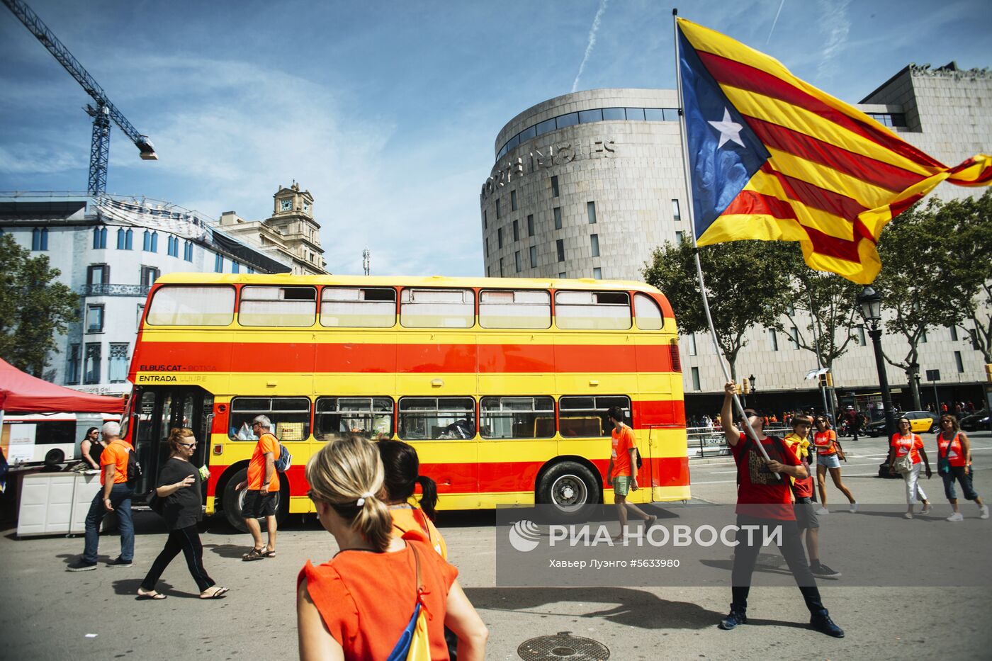 Акции сторонников независимости Каталонии в Барселоне