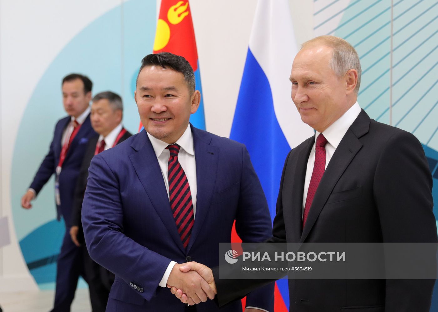 Рабочая поездка президента РФ В. Путина в Дальневосточный федеральный округ. День третий
