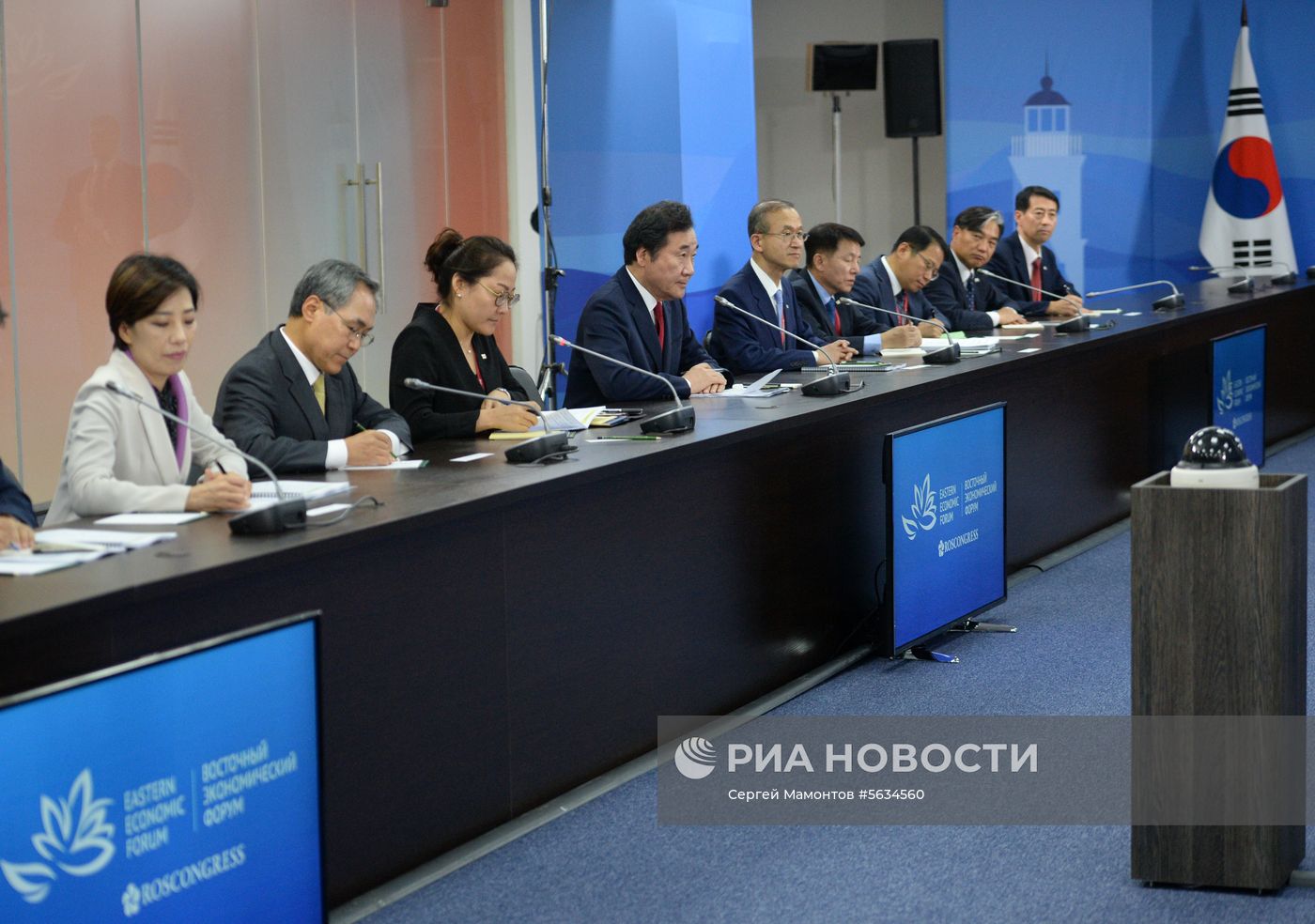 Рабочая поездка президента РФ В. Путина в Дальневосточный федеральный округ. День третий