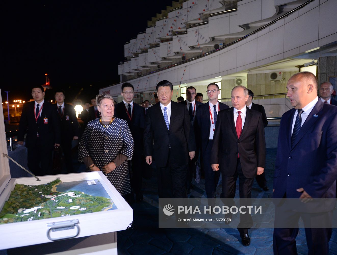 Рабочая поездка президента РФ В. Путина в Дальневосточный федеральный округ. День третий