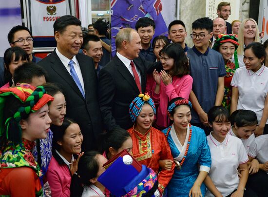 Рабочая поездка президента РФ В. Путина в Дальневосточный федеральный округ. День третий