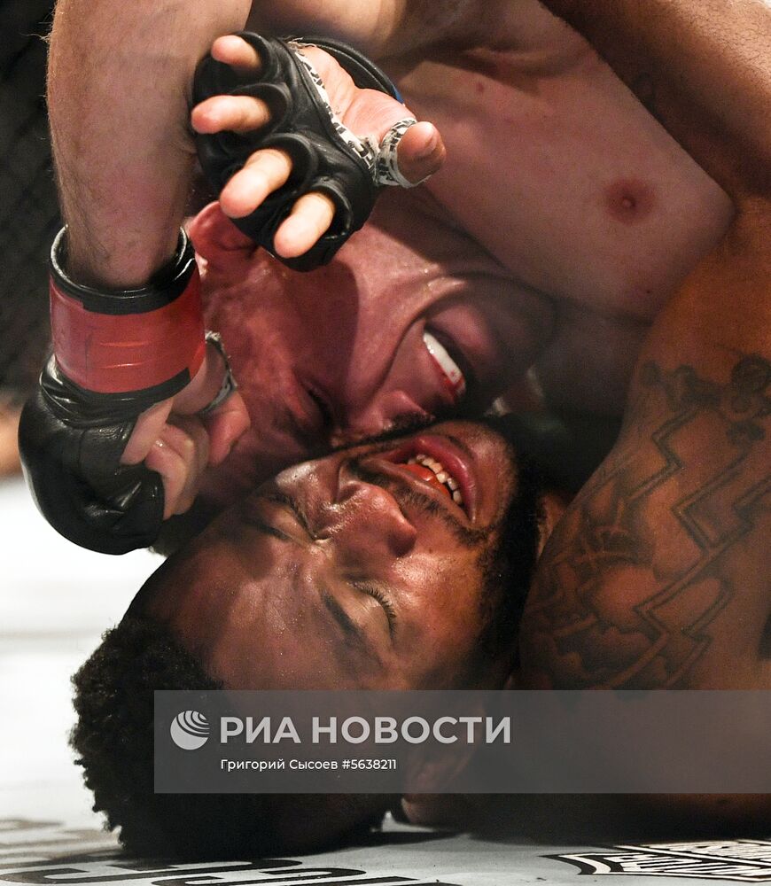 UFC Fight Night в Москве 
