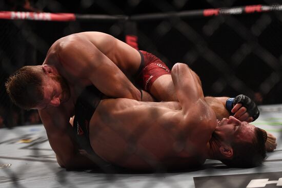 UFC Fight Night в Москве 